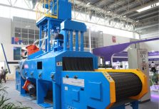 江蘇拋丸機除銹設備 網帶式拋丸清理機